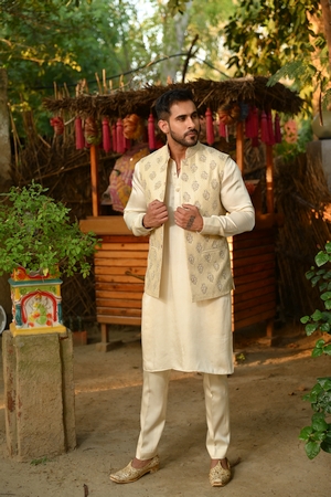 Creamy White Satin Kurta Set With Embroidered Pine Nut Bundi Jacket